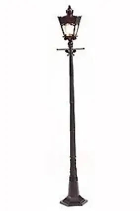 Rekwizyt latarni ulicznej w czarnym mieście City