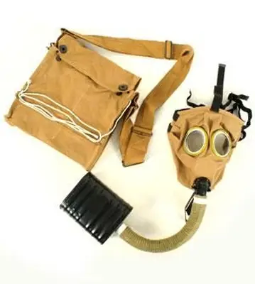 Maschera antigas americana della prima guerra mondiale con respiratore a scatola