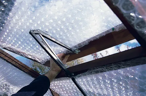 Insulated greenhouse