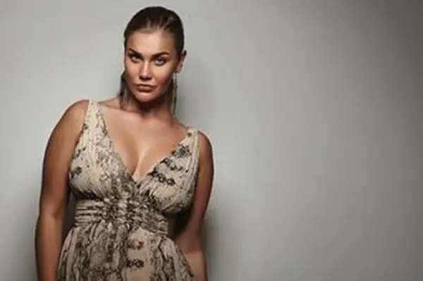 プラスサイズモデルになる方法