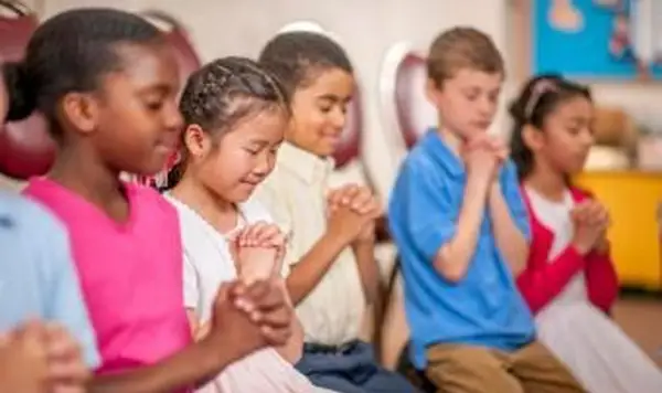 Bezpłatne lekcje szkółki niedzielnej dla dzieci