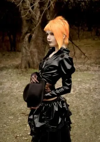  fashionwirepress.com