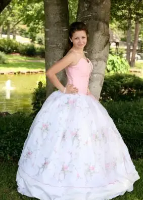 תפירת שמלת נשף