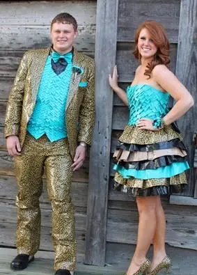 2013DuckTapeがプロムエントリーで立ち往生