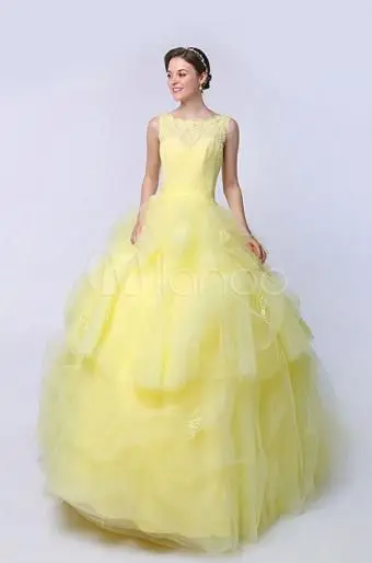 https://cf.ltkcdn.net/teens/images/slide/182091-500x800-Daffodil-Ball-Gown-Jewel-Neck-Sweep-Quinceanera-Dress.webp