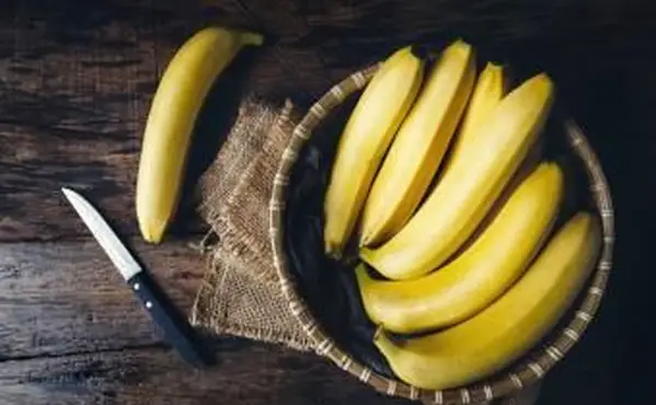 ¿Cuánta proteína hay en un plátano?