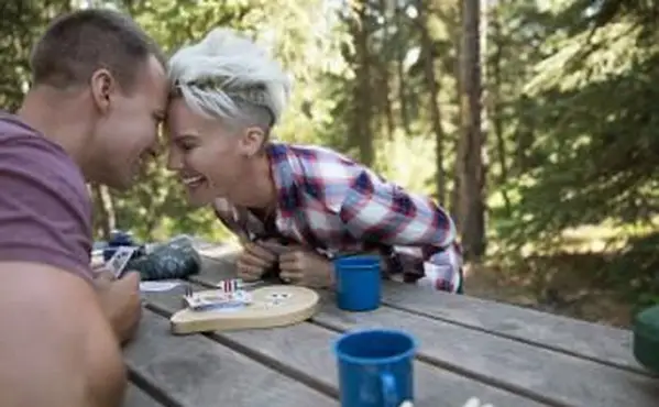 12 jeux de couples romantiques gratuits