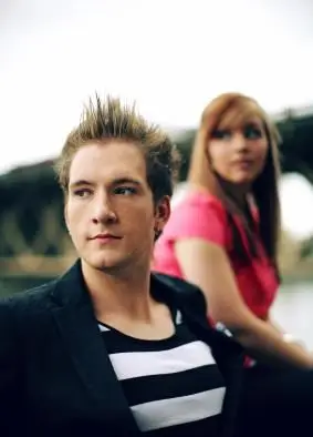 이별 후 남은 친구에 대한 조언