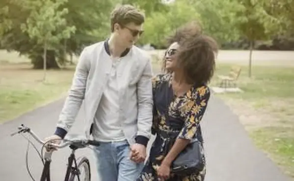 関係に愛情を示す方法