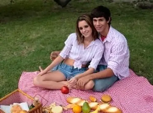 Jak się dowiedzieć, czy pierwsza miłość to prawdziwa miłość