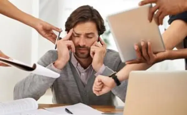 איש עסקים במתח