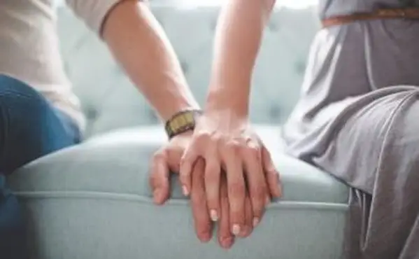 非言語的いちゃつく