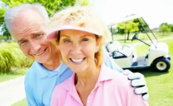 アクティブな成人退職コミュニティの7つの利点