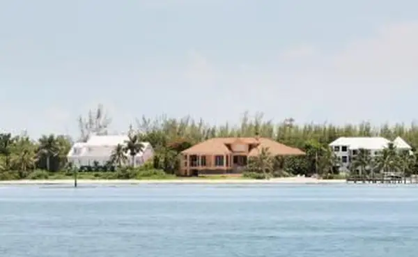 וילות נופש יוקרתיות על חוף הים על חוף הים באי סניבל פלורידה