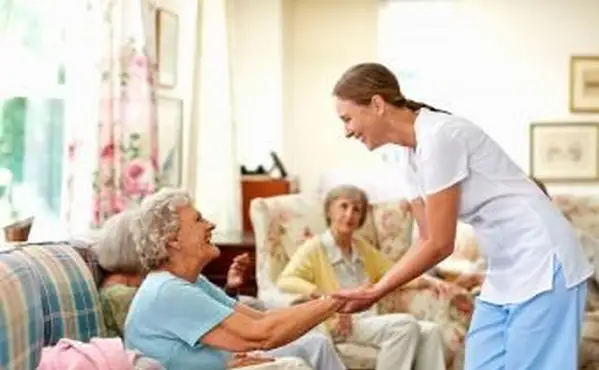 Hallar el costo de vida asistida en Rochester, NY