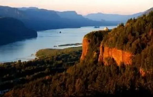 Croisières en bateau à vapeur sur le fleuve Columbia