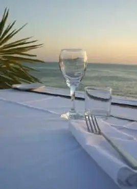 Cruzeiros com jantar no rio Hudson