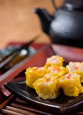 중국 식당에서 딤섬 접시