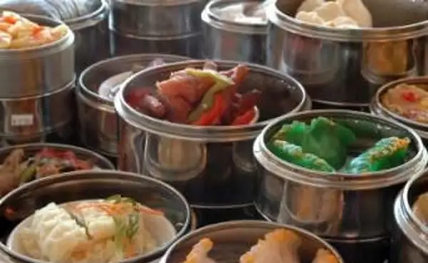 Nájdenie najlepšej dim sumy v čínskej štvrti v San Franciscu