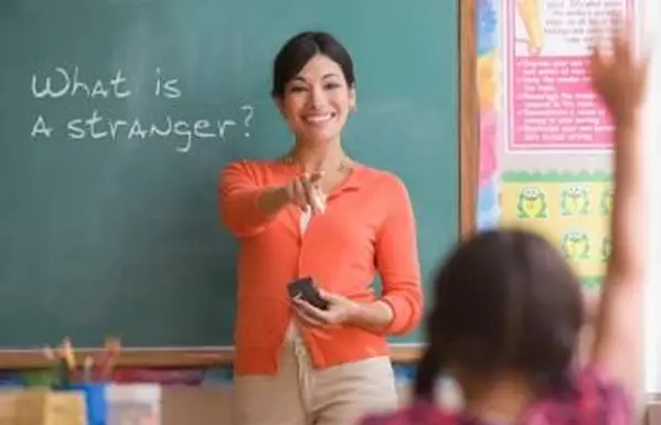 Planes de lecciones de seguridad para extraños