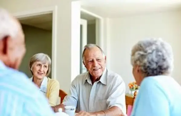 Dostępne stypendia dla seniorów