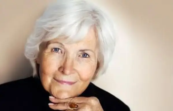 Como e por que usar tinta de cabelo prateada