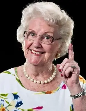 노인 여성을위한 패션을 찾을 수있는 곳