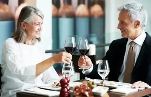 Regeln für Senioren-Dating, die Sie kennen müssen