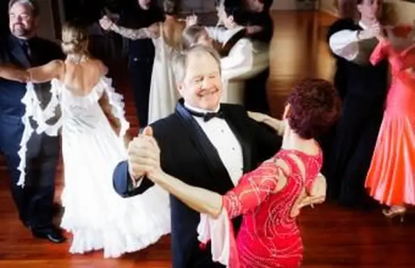 Bons lugares para idosos conhecerem pessoas