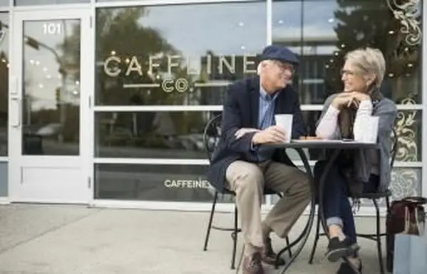 5 sitios de citas de la viuda mayor para probar