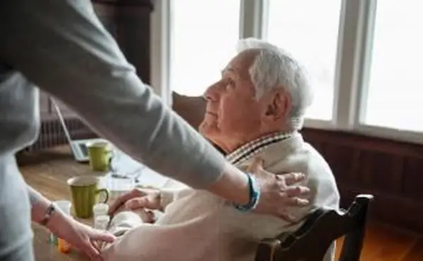 12 consigli per prendersi cura dei propri cari anziani