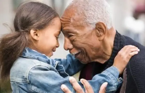 Plus de 60 citations de grands-parents créatifs pour chérir les moments spéciaux