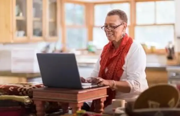 Online-Communitys für Senioren: Ein Leitfaden für virtuelle Gruppen