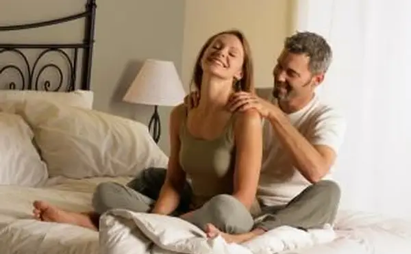 男性マッサージ女性