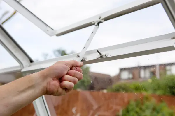 Garden problems solved - greenhouse overheating