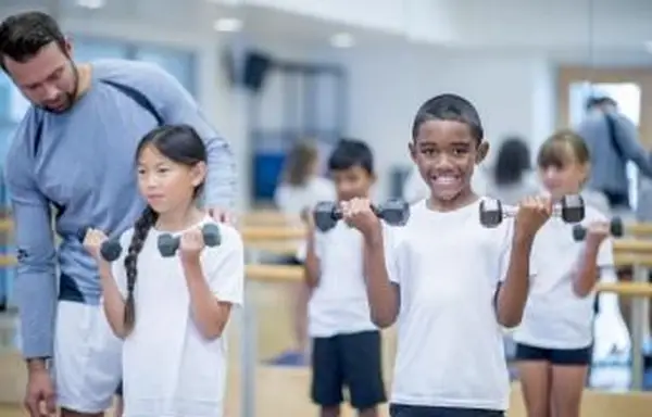 Com que idade você pode começar a levantar pesos