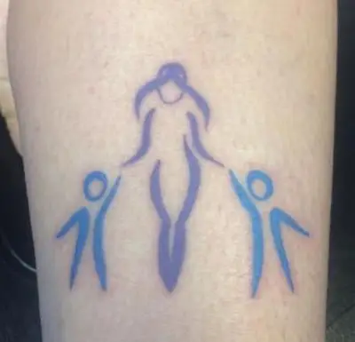 Mutter mit Zwillingen Tattoo von Inksplosion Tattoos