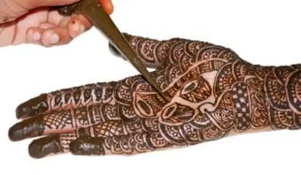 ヘナタトゥーガイド