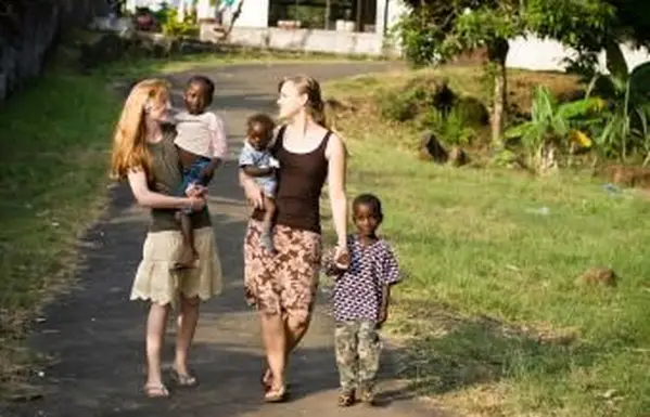 Dónde encontrar viajes misioneros para adolescentes