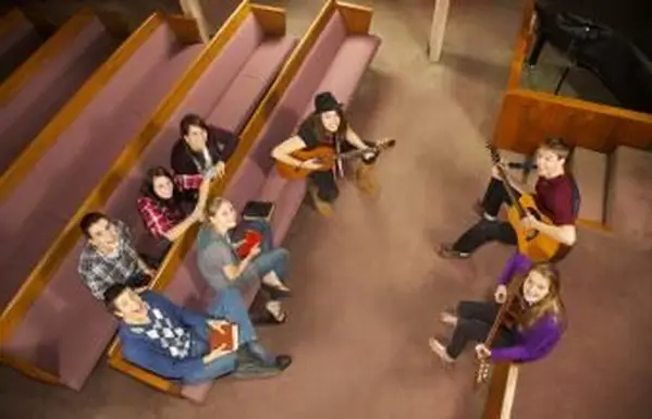 Canti di adorazione per gruppi giovanili