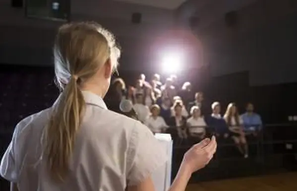 Idéias de discurso para funções do conselho estudantil