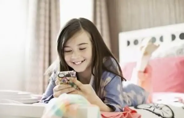 5 salons de discussion pour adolescents amusants pour flirter