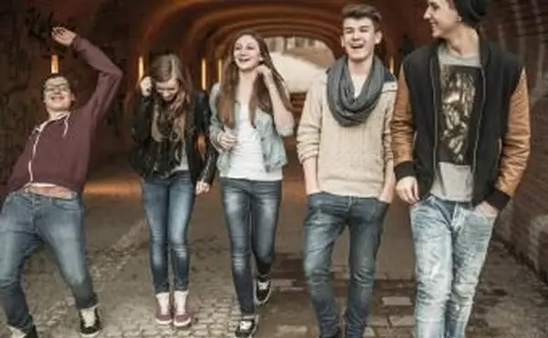 העשרה ז'אן סגנונות ומגמות