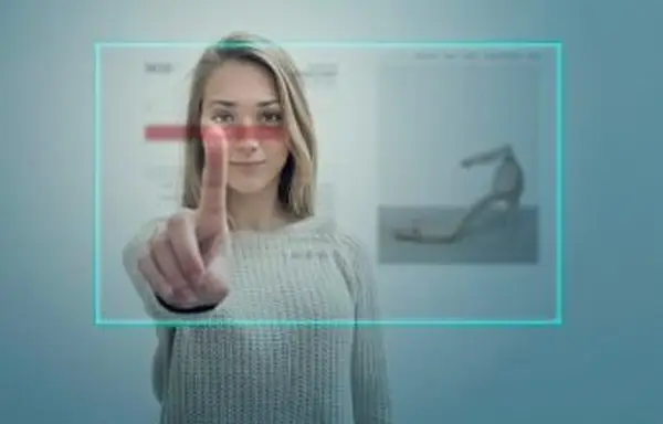 Gdzie i jak zaprojektować własne ubrania online