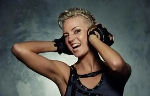 Zakupy i style odzieży punk