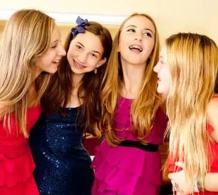 Nastolatki spędzają wolny czas