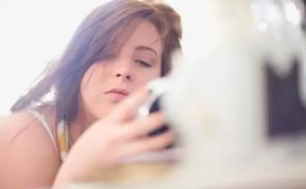 なぜティーンエイジャーはそんなに眠るのですか？