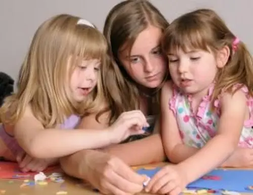 תחילת הדרך כתינוקת נוער