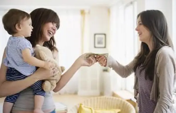 Ermittlung der stündlichen Babysitting-Rate für Teenager