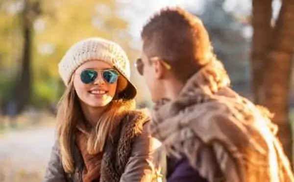 청소년을위한 13 가지 재미있는 첫 데이트 아이디어